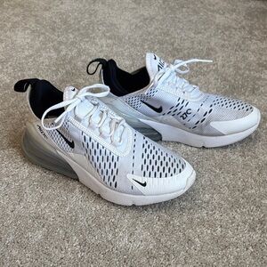 Nike Air Max 270 Sneakers